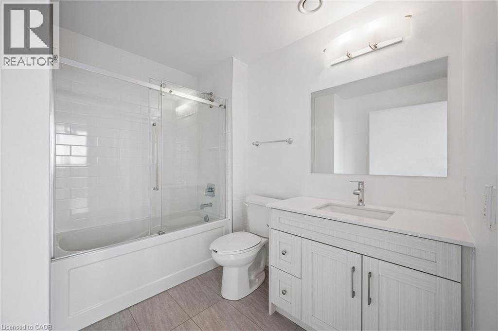 60 CHARLES Street W Unit# 1902, Kitchener, Ontario, N2G0C9 — Photo 28