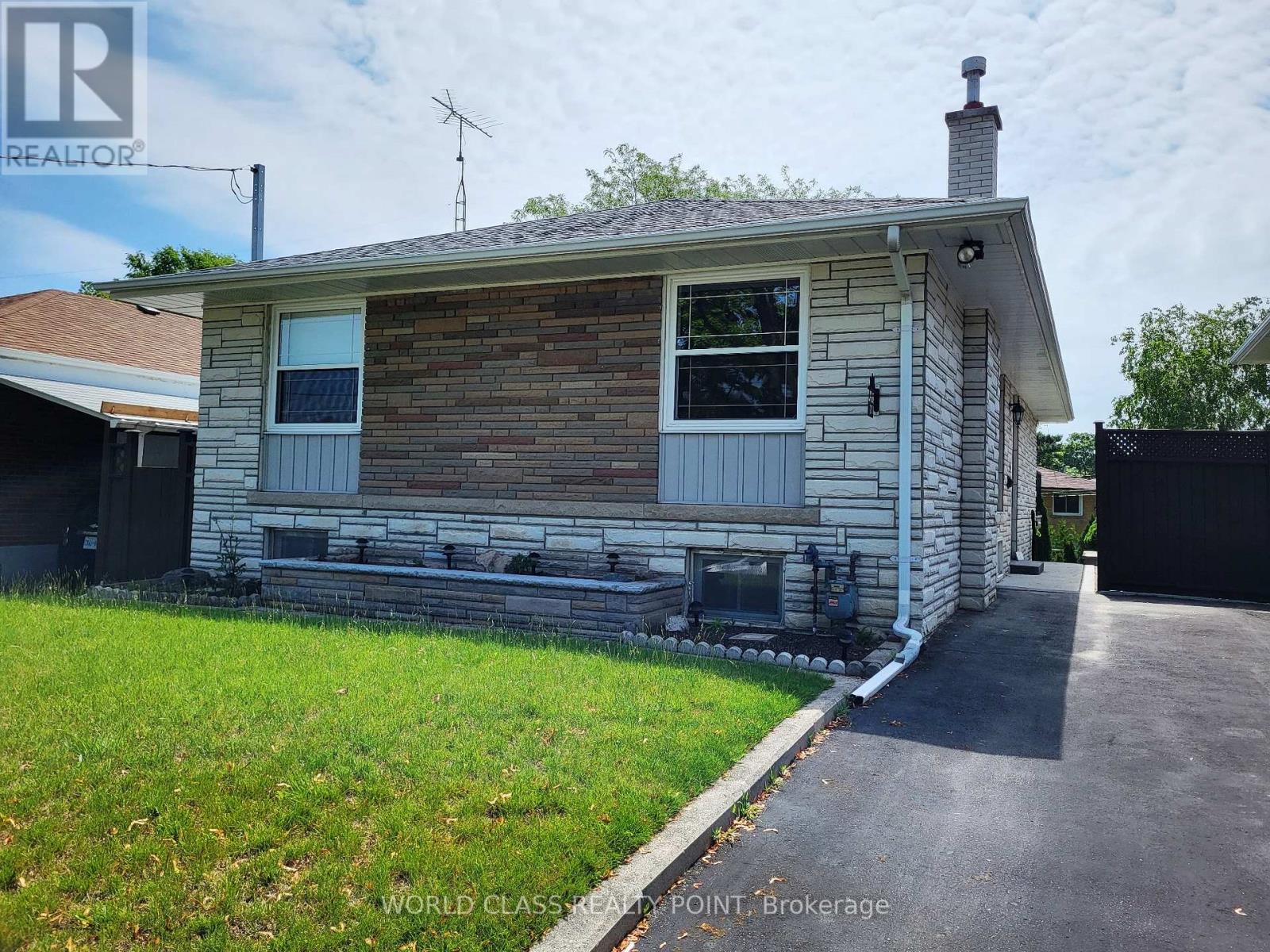 Listing photo of 27 KILBRIDE ROAD