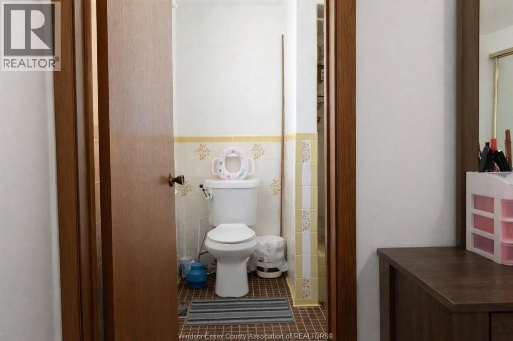 1616 BURWELL COURT — photo 21