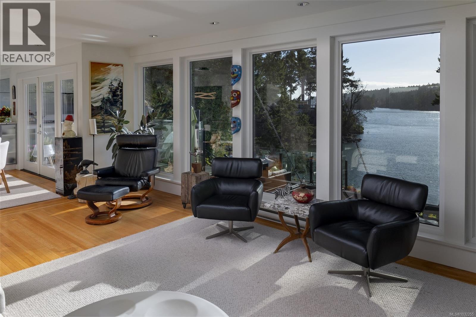 41 Tovey Cres - 5