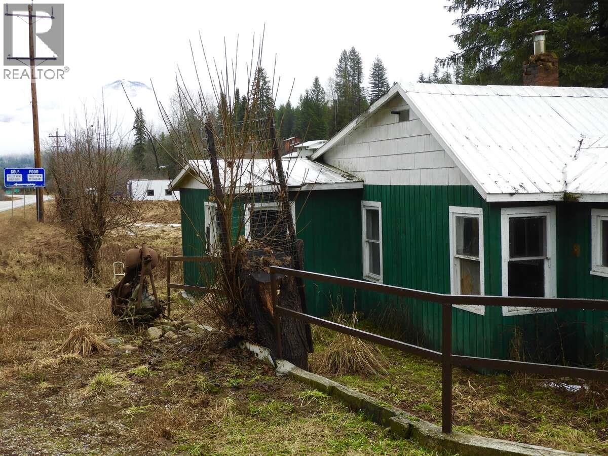 6904 Highway 6 — photo 14