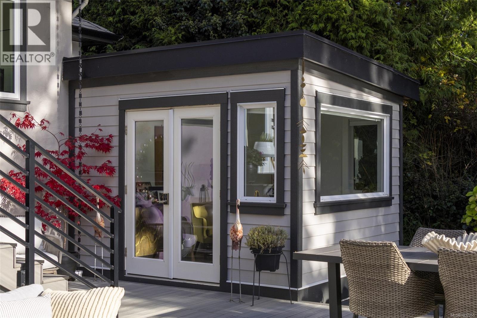 41 Tovey Cres - 46