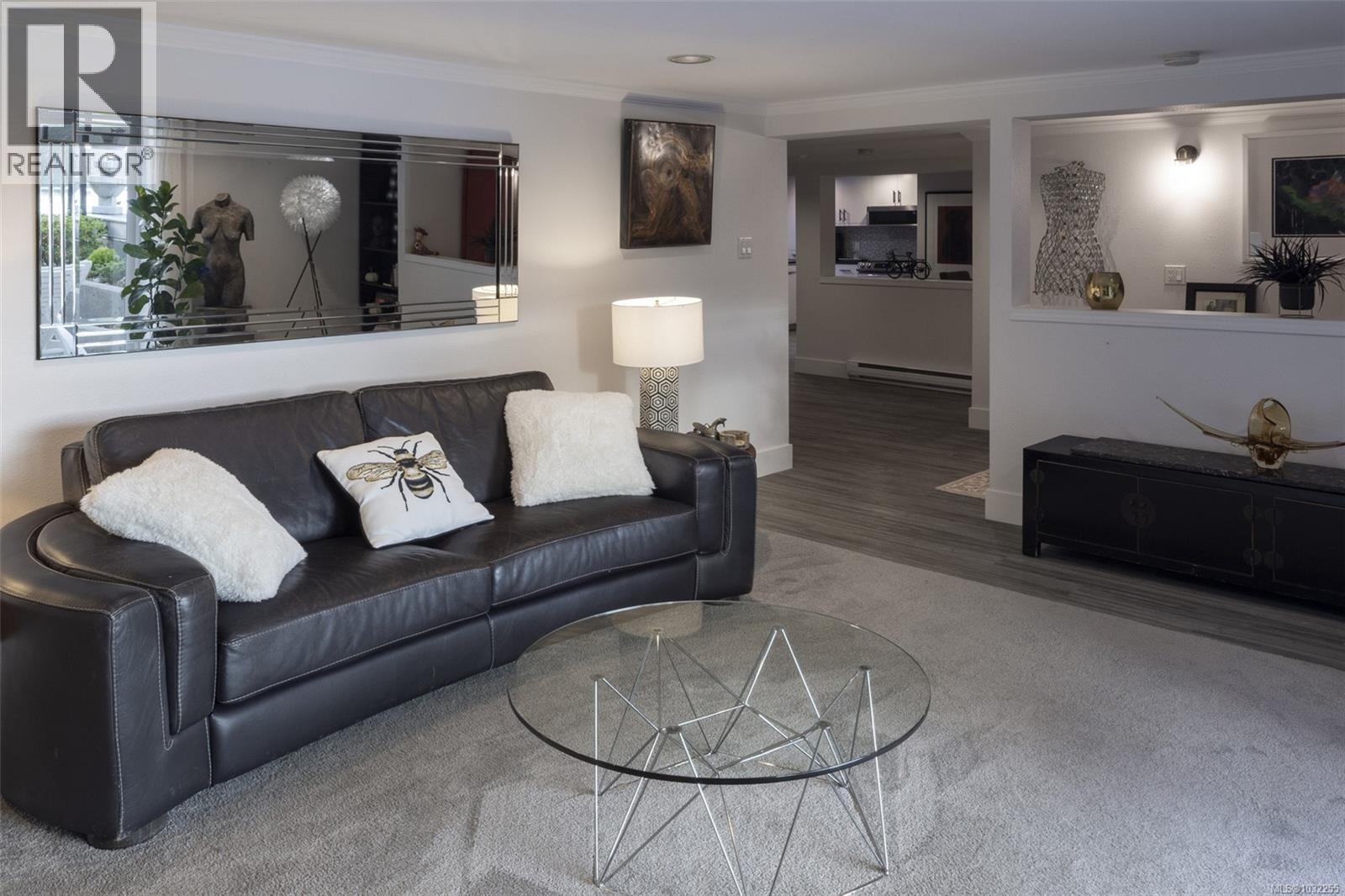 41 Tovey Cres - 63