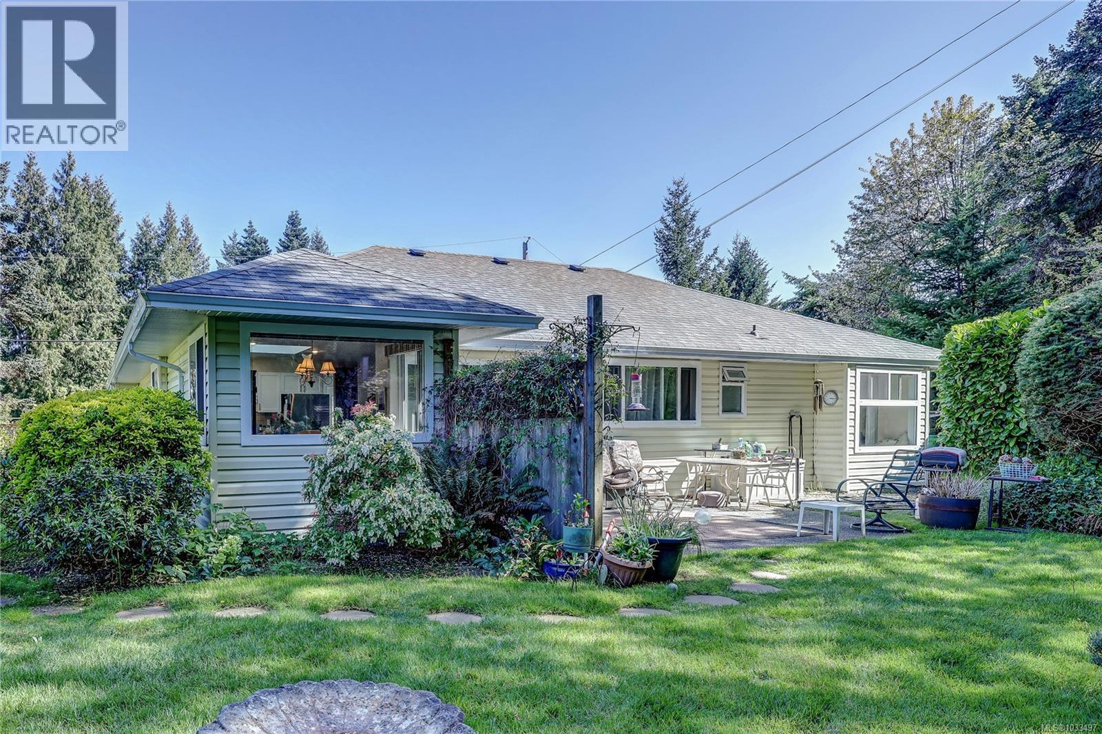 1402 Rose Ann Dr - 43