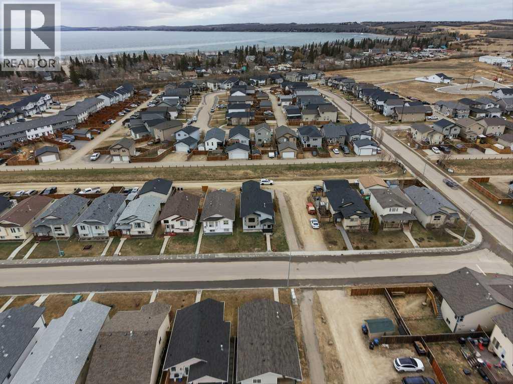 32 Hunter Road, Sylvan Lake