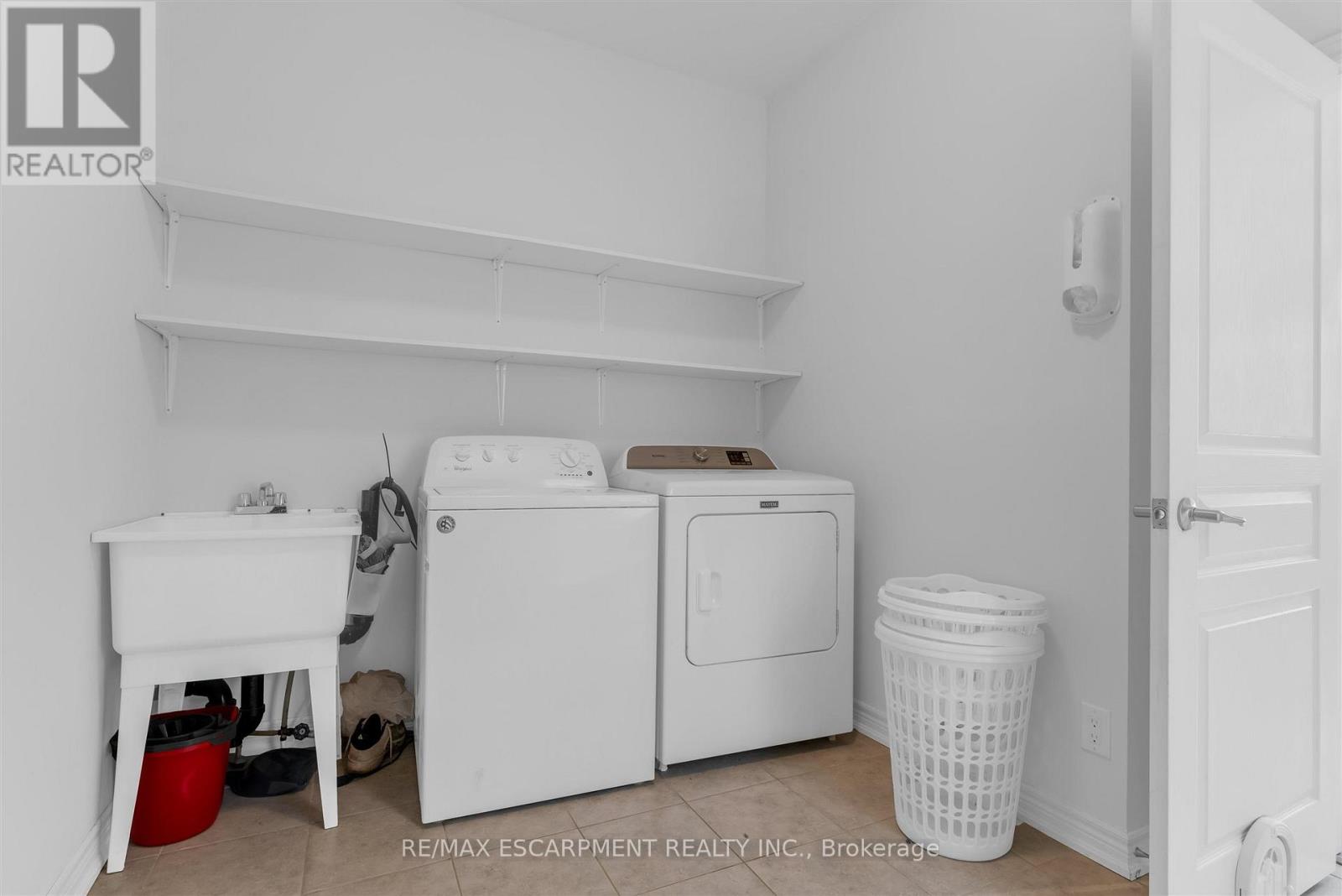 1 ELDERBERRY ROAD — photo 22