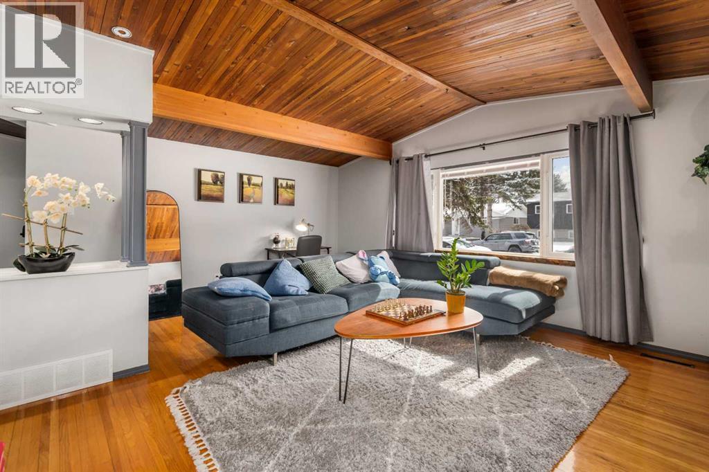 628 Seymour Avenue SW — photo 4