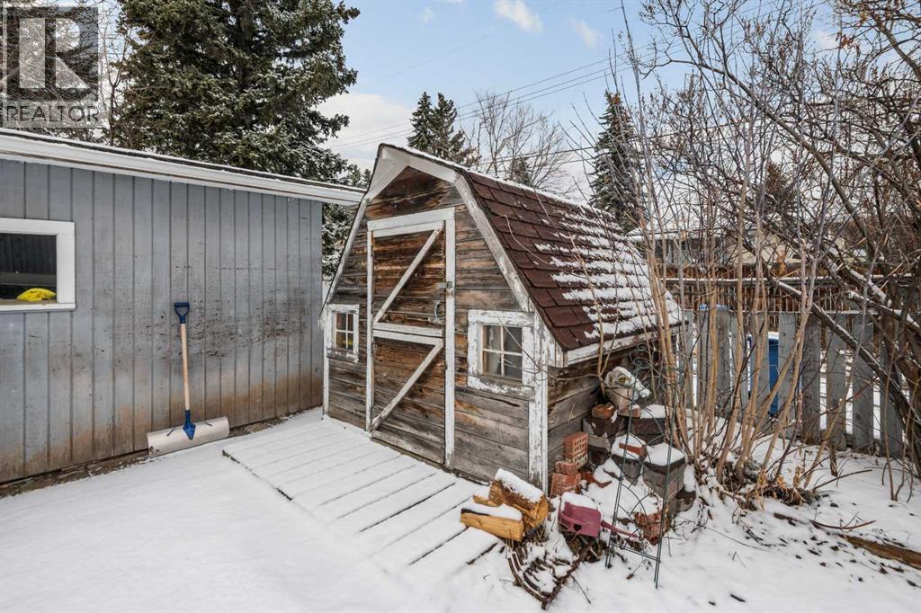 628 Seymour Avenue SW — photo 25