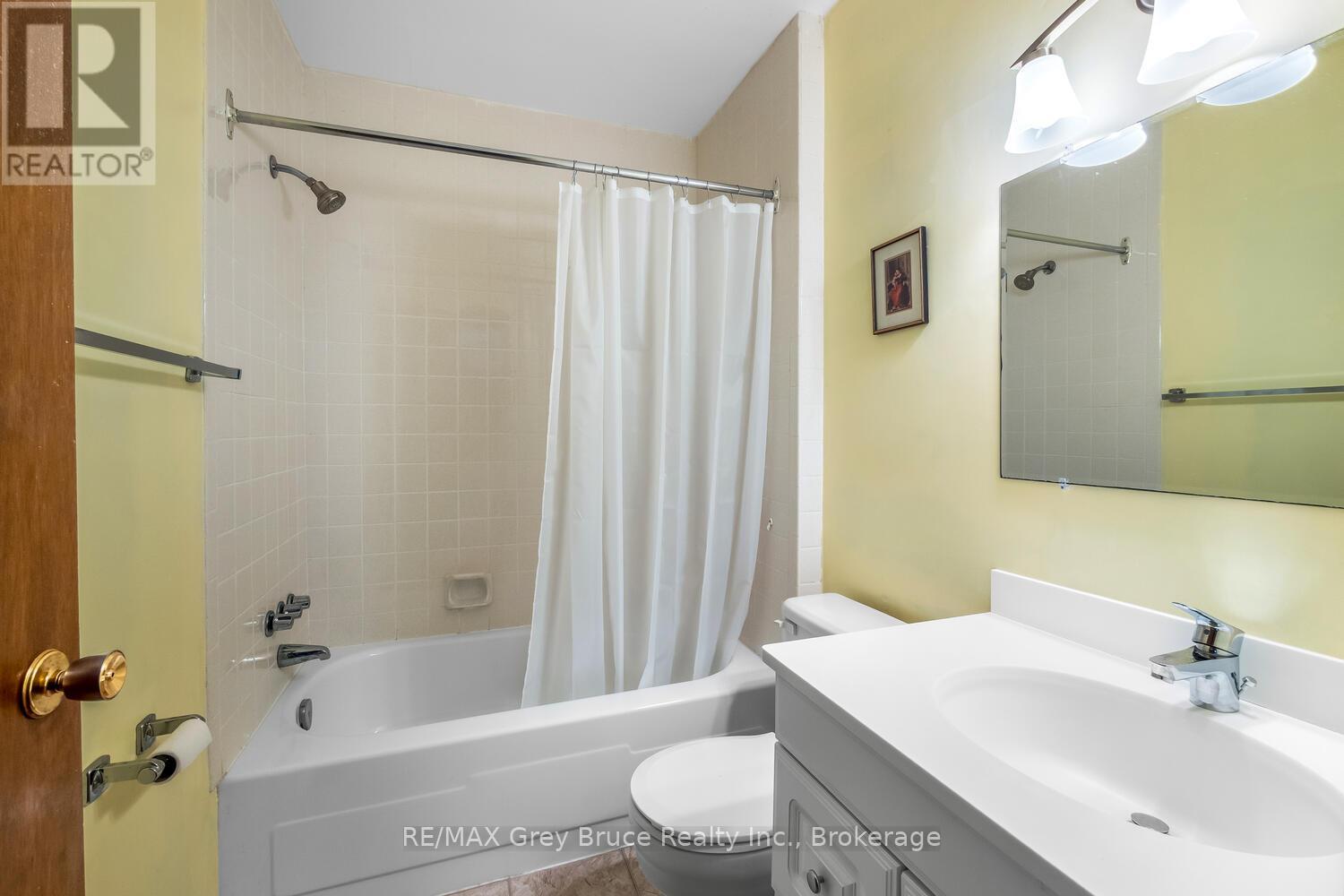 85 GRANT WATSON DRIVE - 28