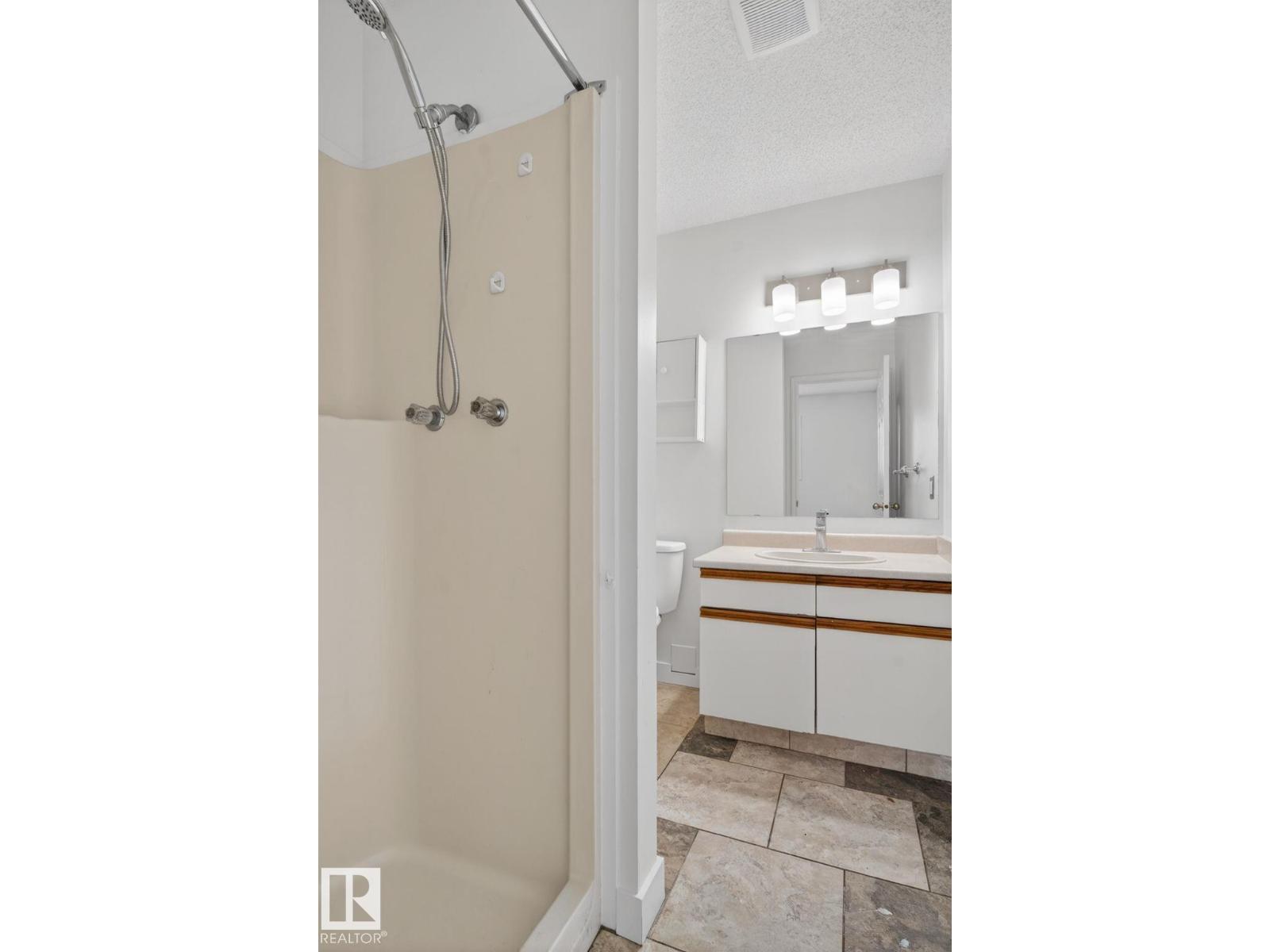 18604 97A AV NW, Edmonton