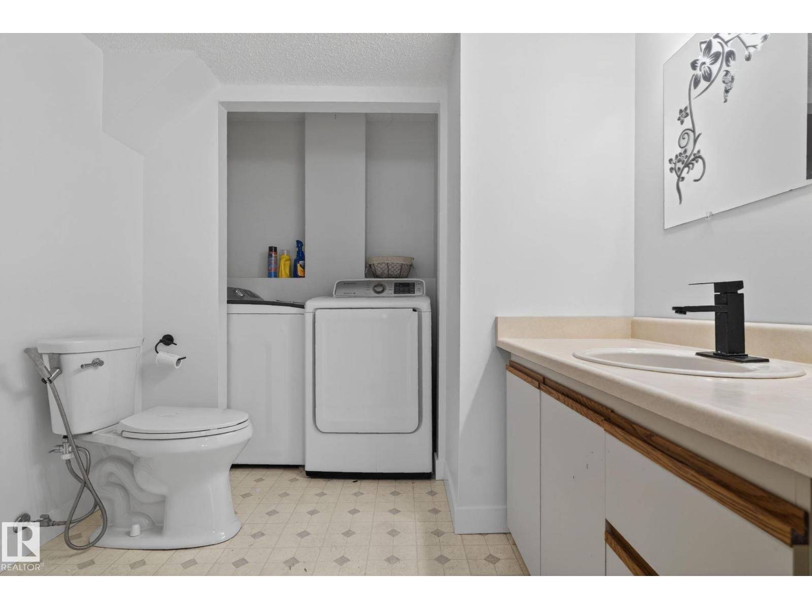 18604 97A AV NW, Edmonton