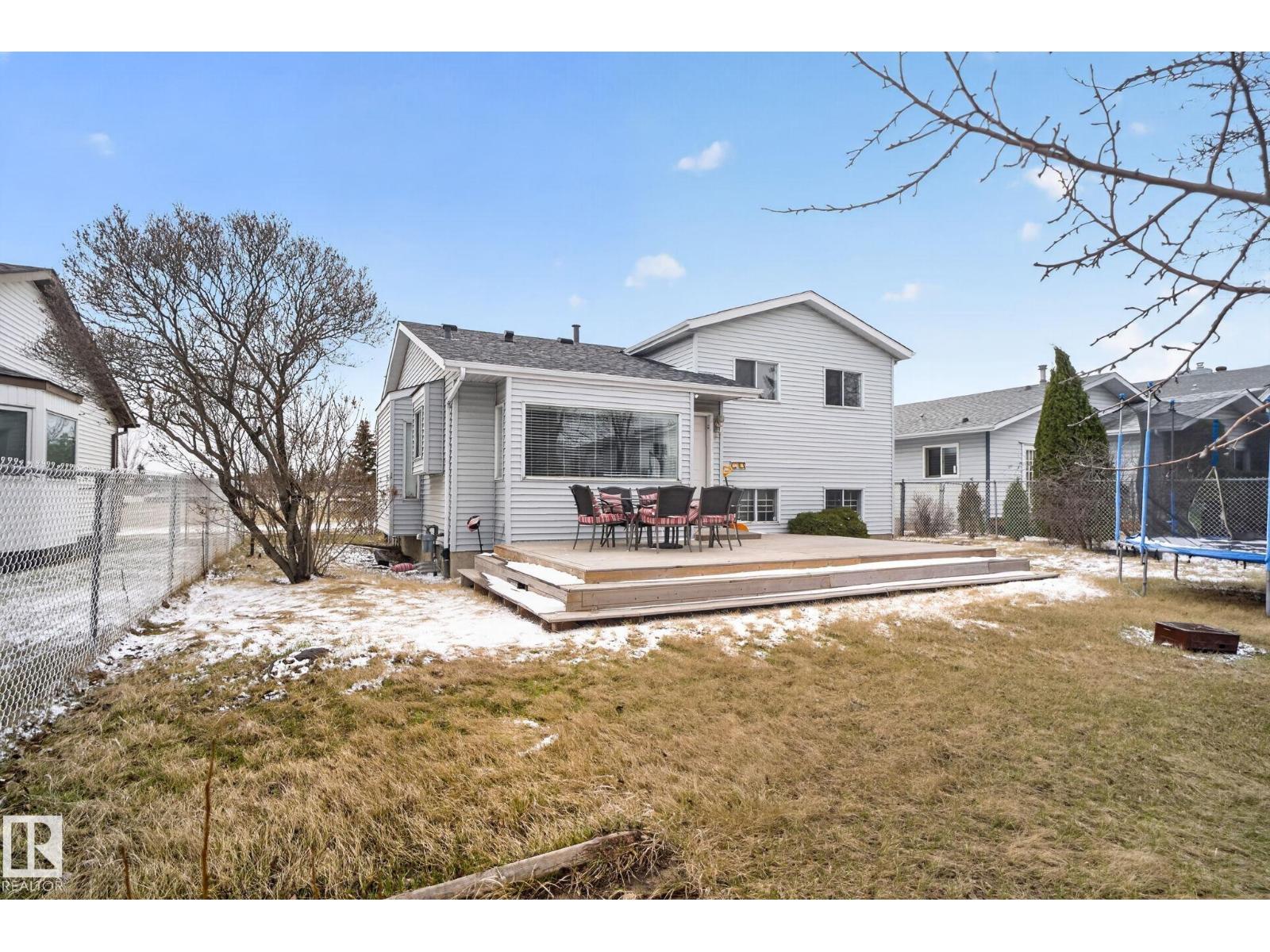 18604 97A AV NW, Edmonton