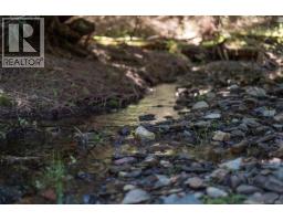 345 Skywater Dr, Salt Spring, BC V8K2W9 Photo 8