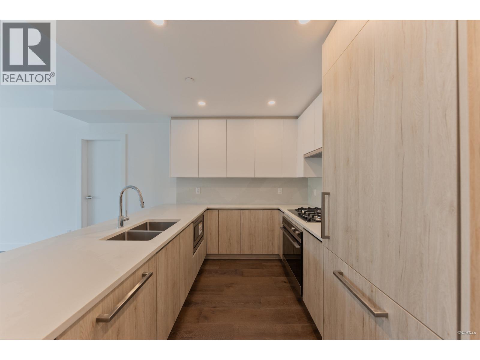 603 423 6TH STREET, West Vancouver