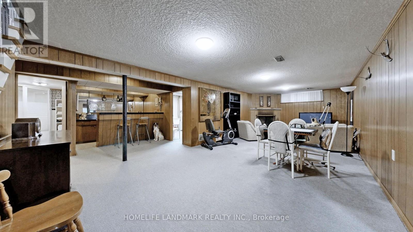 568 CUMMER AVENUE — photo 17