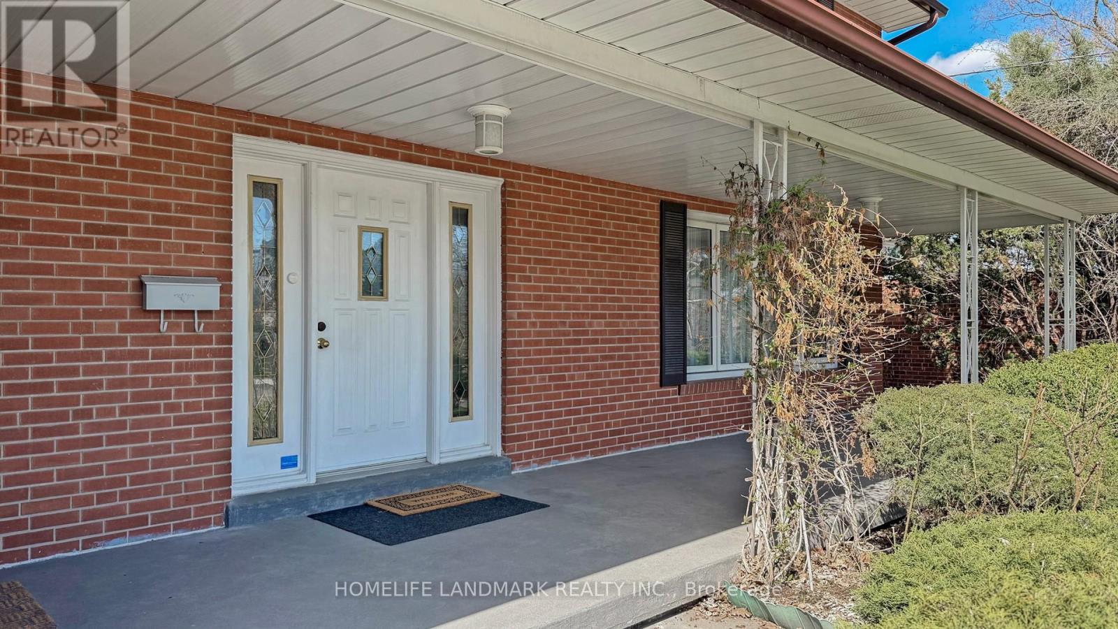 568 CUMMER AVENUE - 2