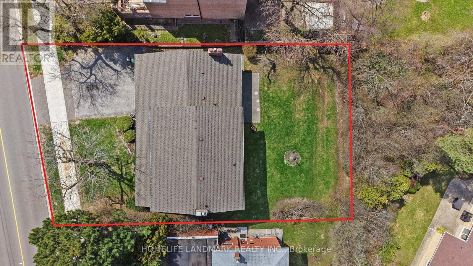 568 CUMMER AVENUE — photo 22