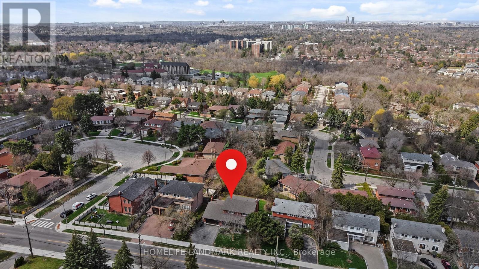 568 CUMMER AVENUE — photo 24