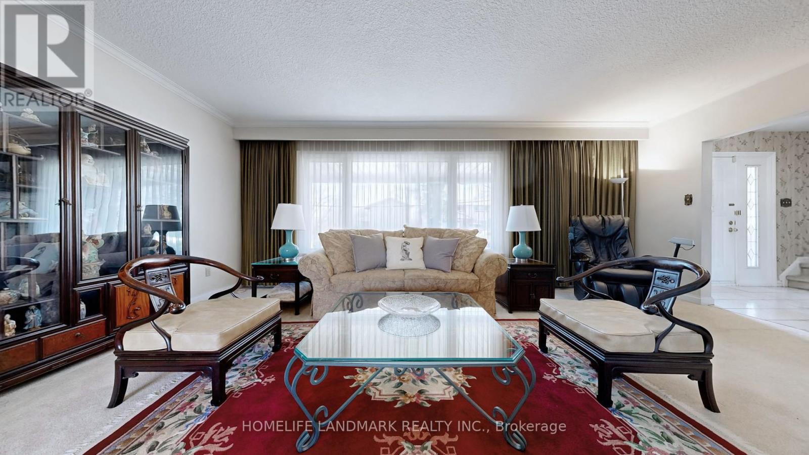 568 CUMMER AVENUE — photo 4