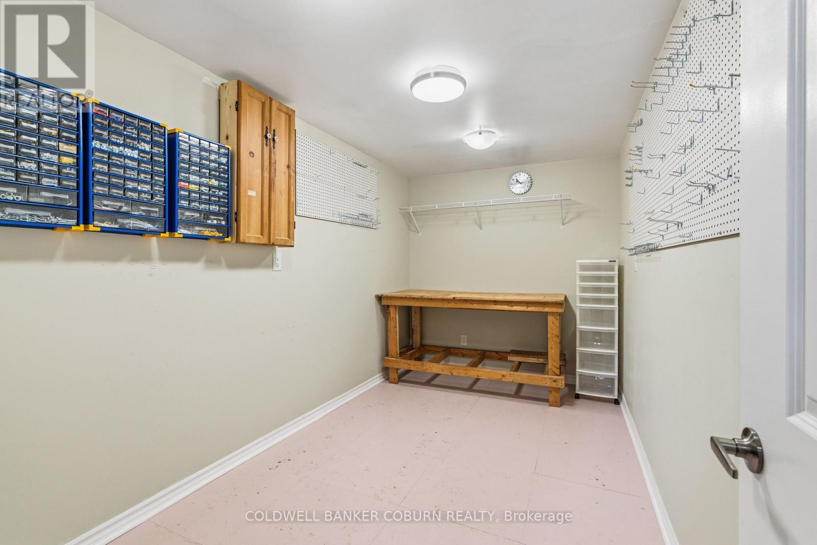 213 OXFORD STREET W - 30