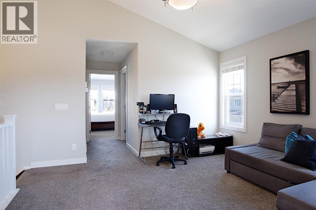 193 Redstone Common NE — photo 6