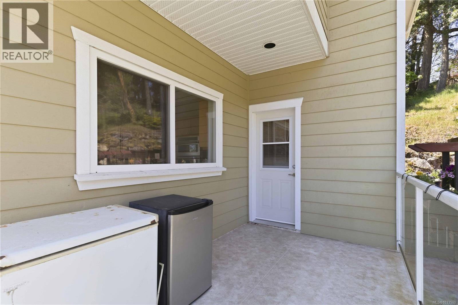  3533 Sunheights Drive, Langford