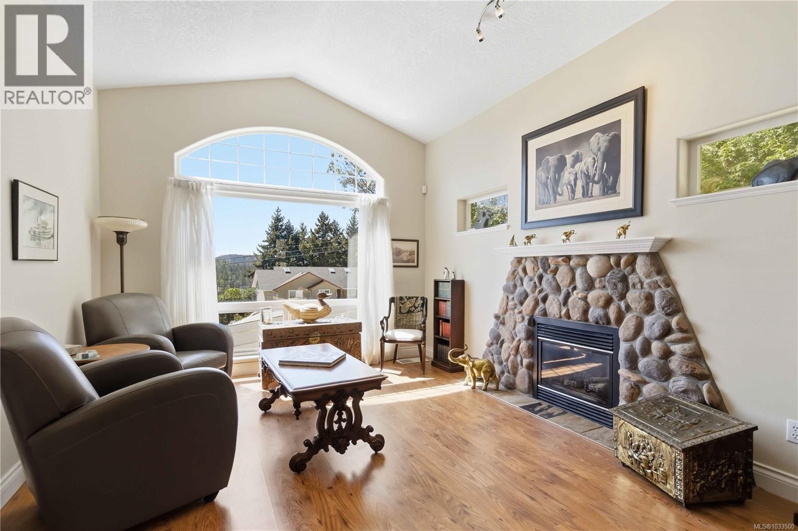  3533 Sunheights Drive, Langford