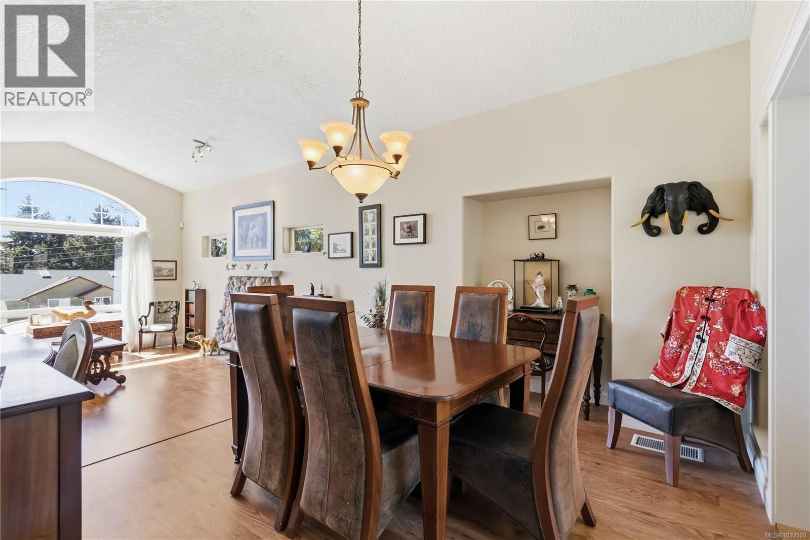  3533 Sunheights Drive, Langford