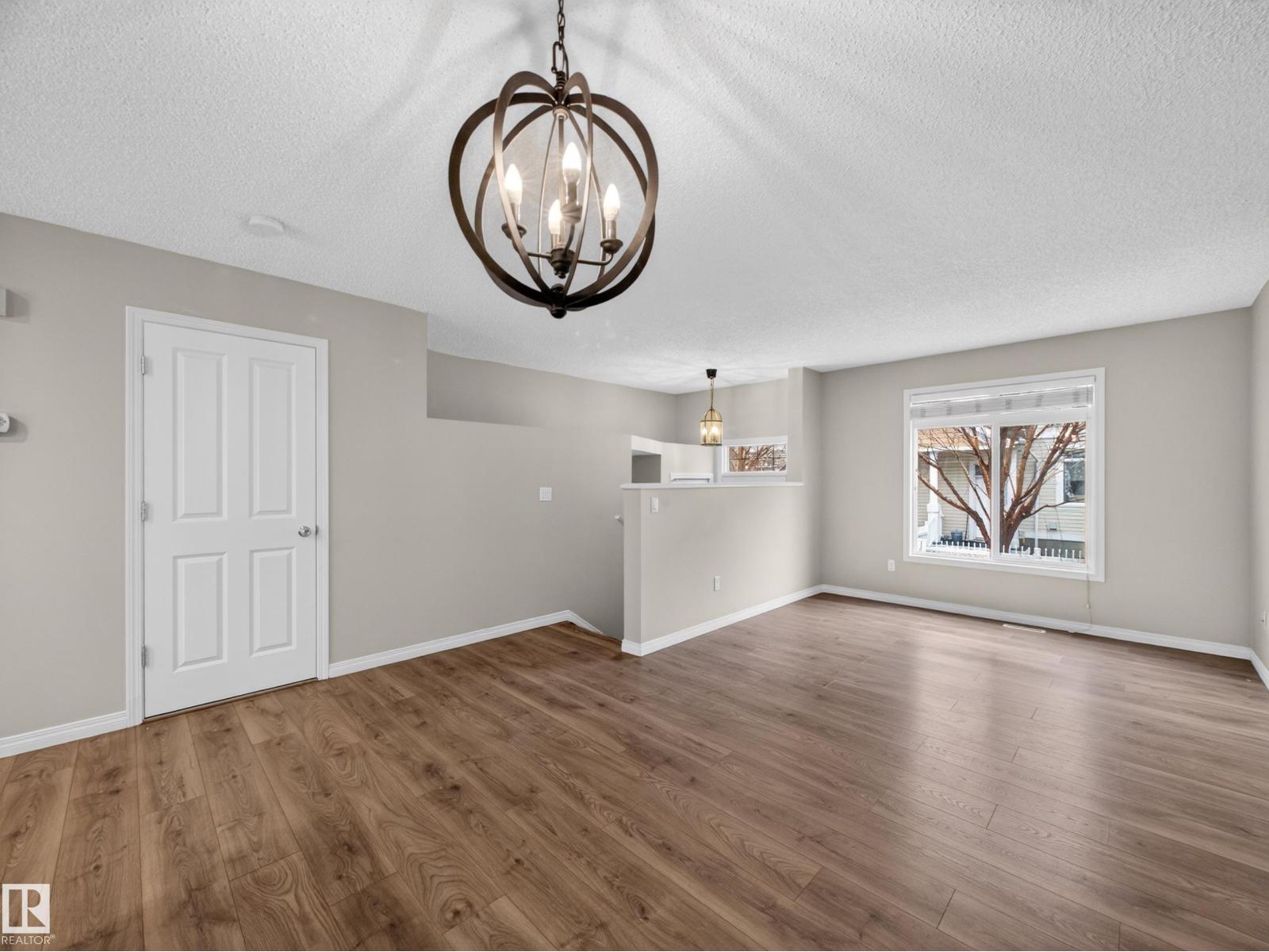 #31 1804 70 ST SW SW, Edmonton