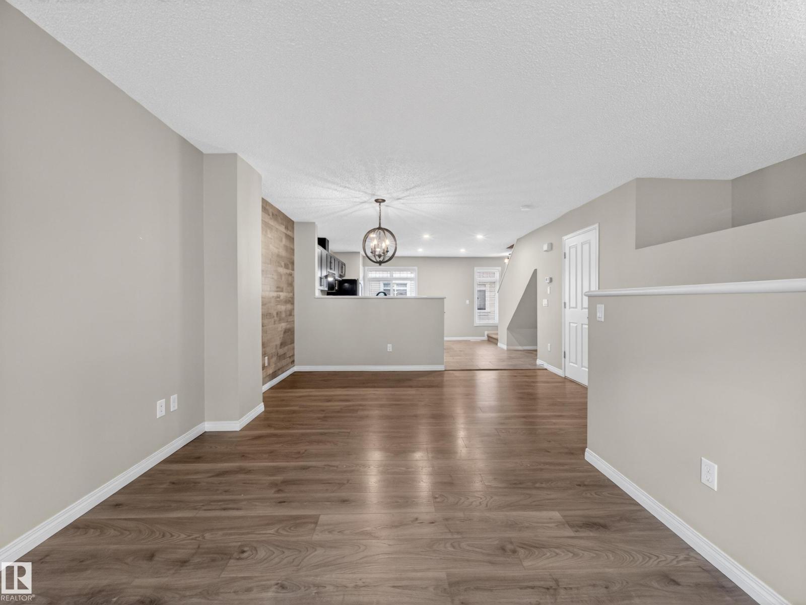 #31 1804 70 ST SW SW, Edmonton