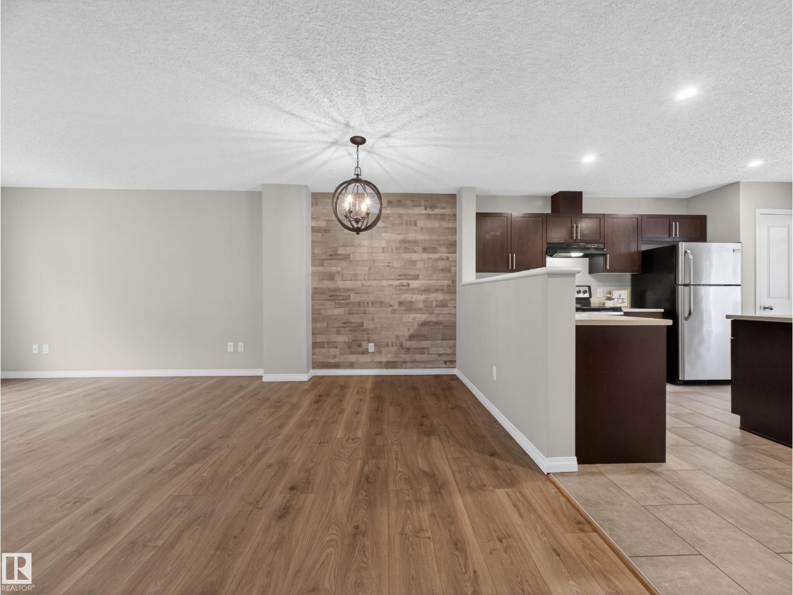 #31 1804 70 ST SW SW, Edmonton