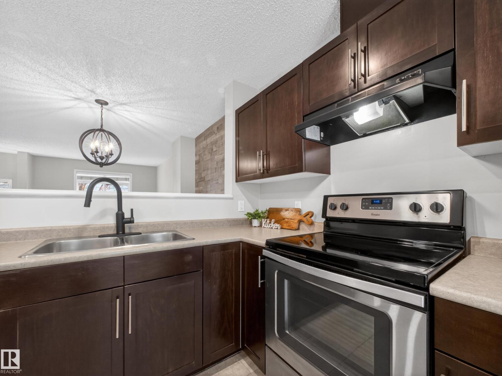 #31 1804 70 ST SW SW, Edmonton