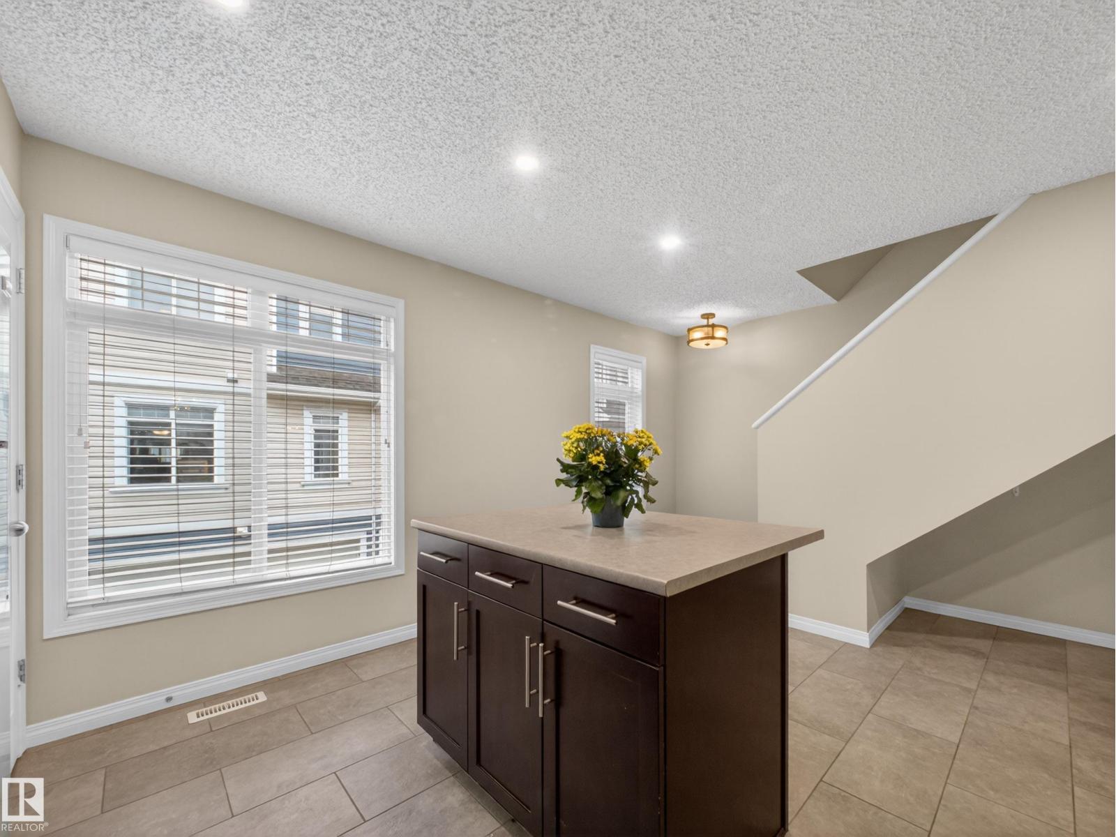 #31 1804 70 ST SW SW, Edmonton