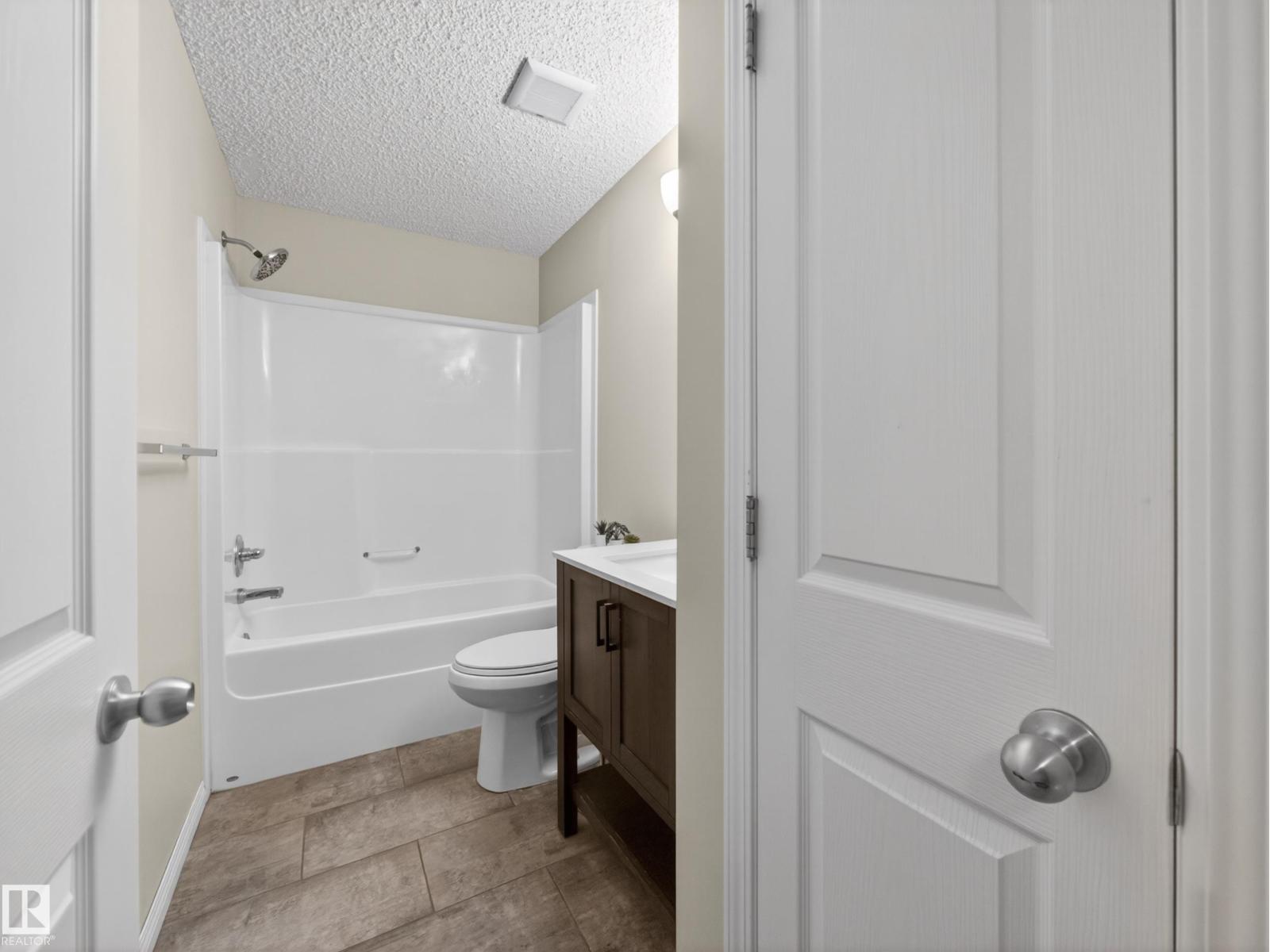 #31 1804 70 ST SW SW, Edmonton