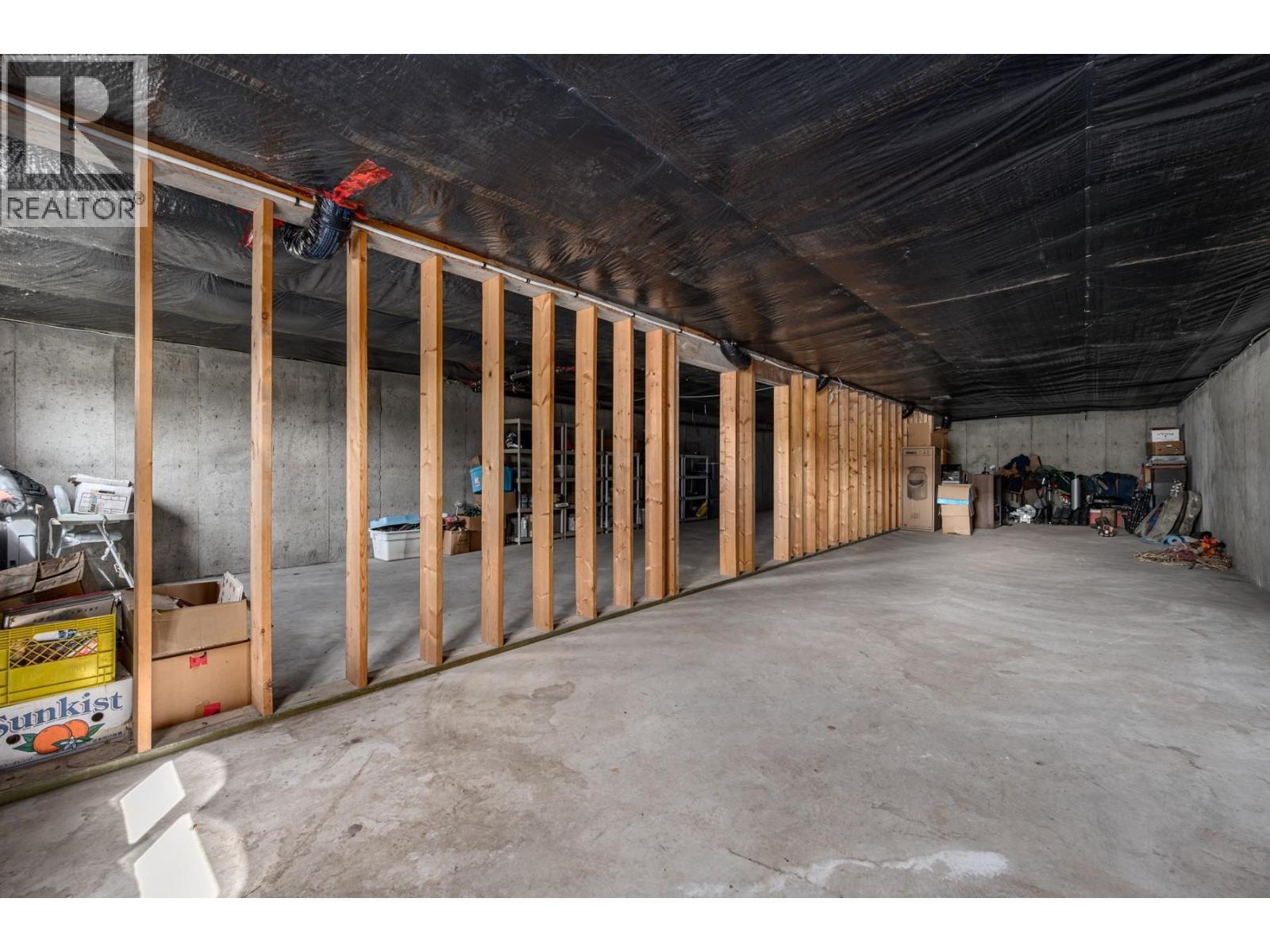 2225 Hazelhurst Road - 38