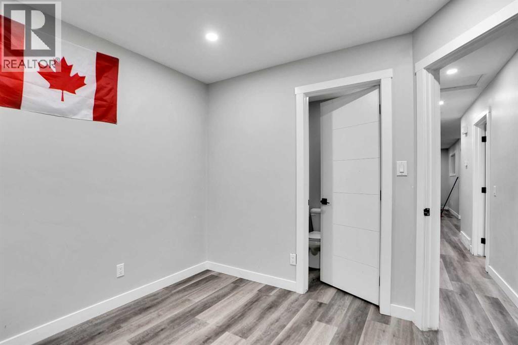 6081 Martingrove Road NE — photo 13