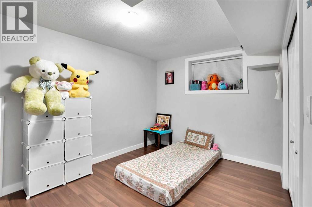 6081 Martingrove Road NE — photo 24
