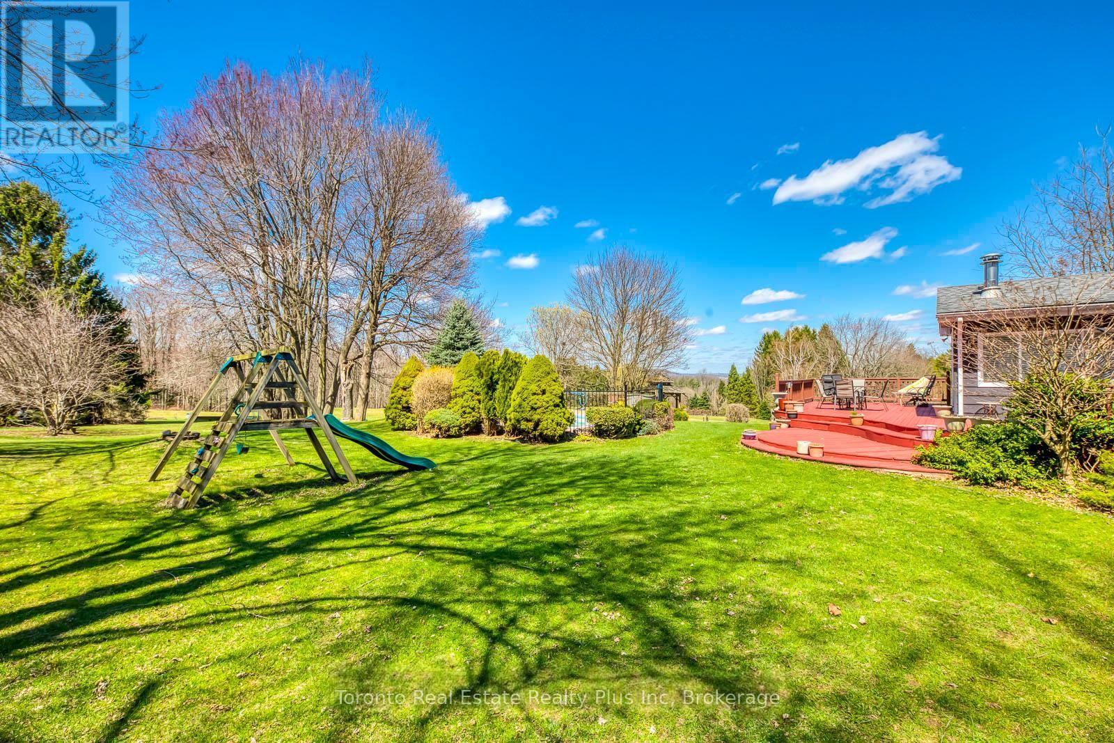 1215 BRITANNIA ROAD - photo 4