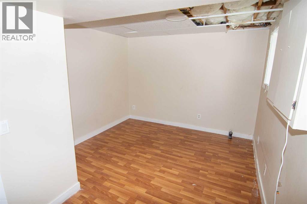 27 Taraglen Court NE — photo 23