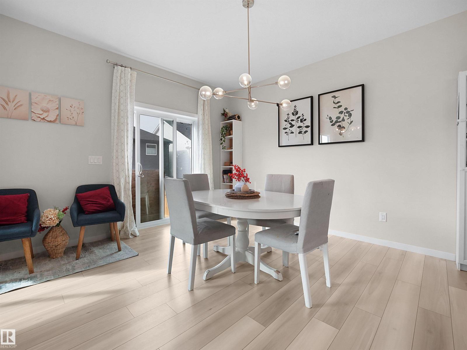 2412 206 Street NW NW, Edmonton