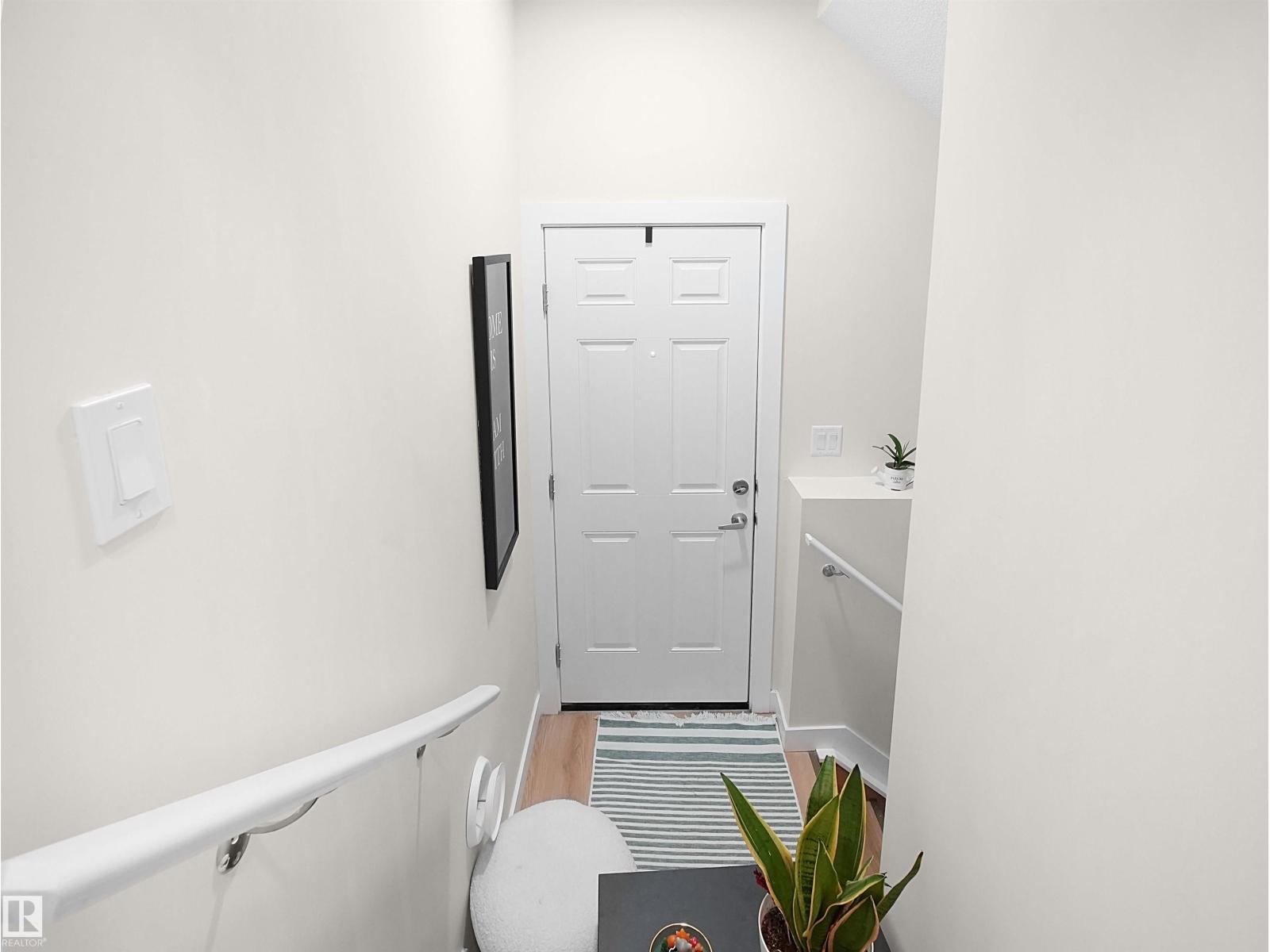 2412 206 Street NW NW, Edmonton