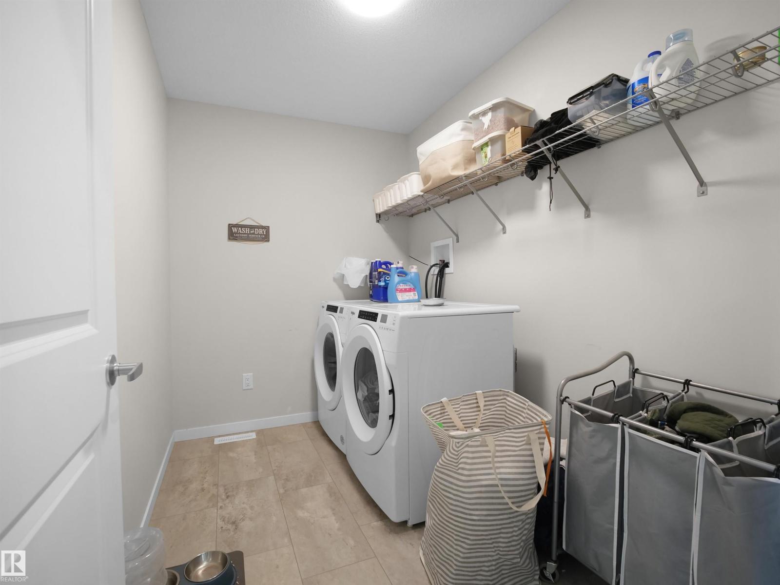 2412 206 Street NW NW - 23