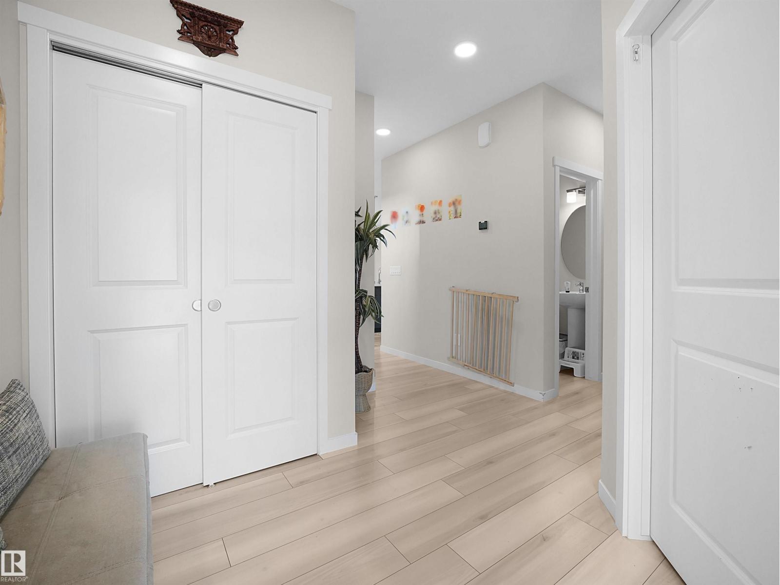 2412 206 Street NW NW, Edmonton