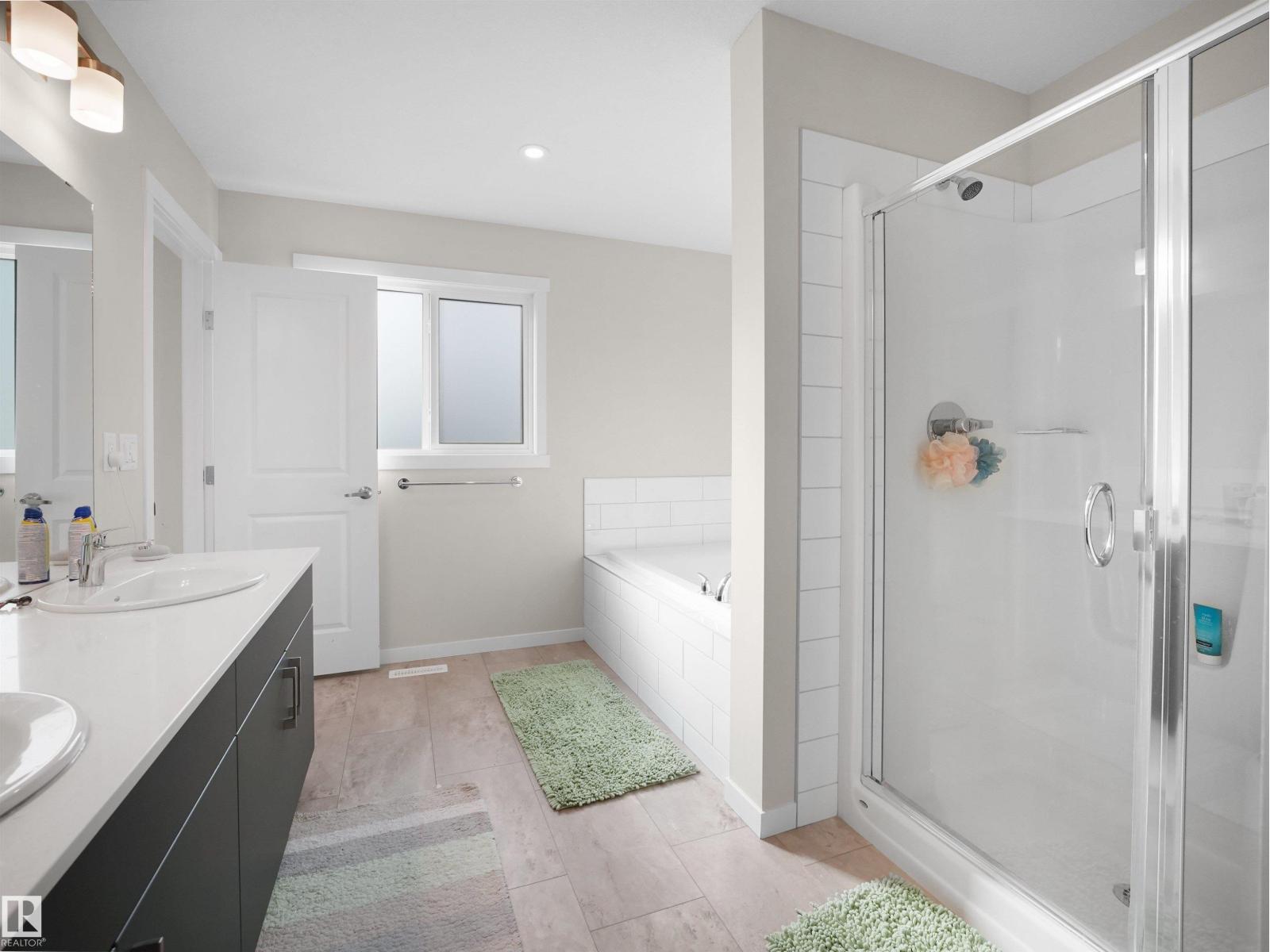 2412 206 Street NW NW, Edmonton