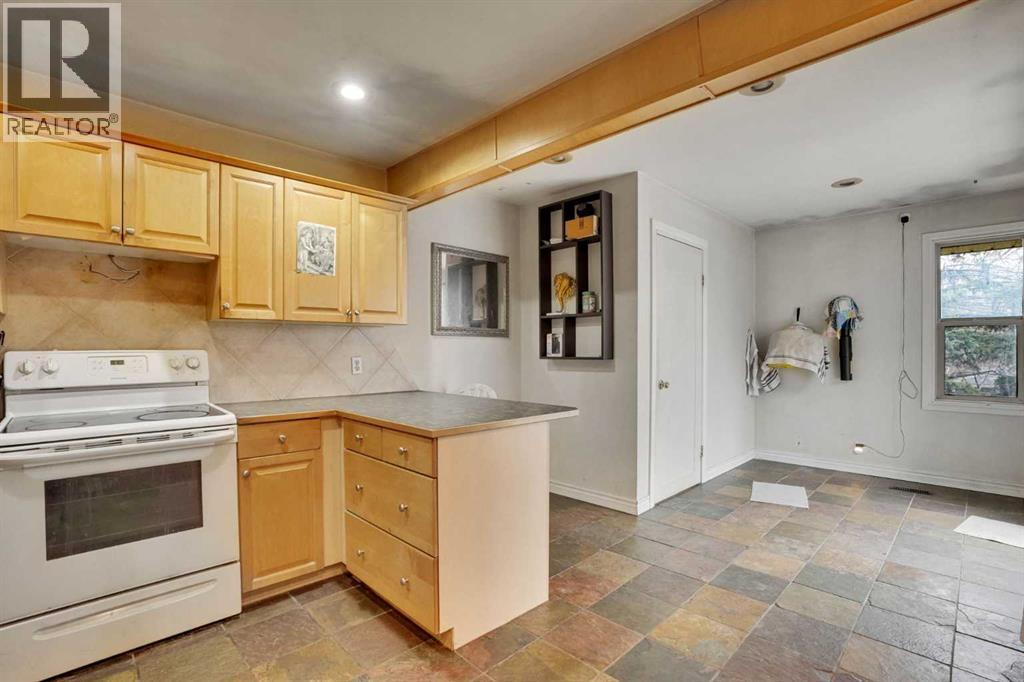 1468 Renfrew Drive NE — photo 15