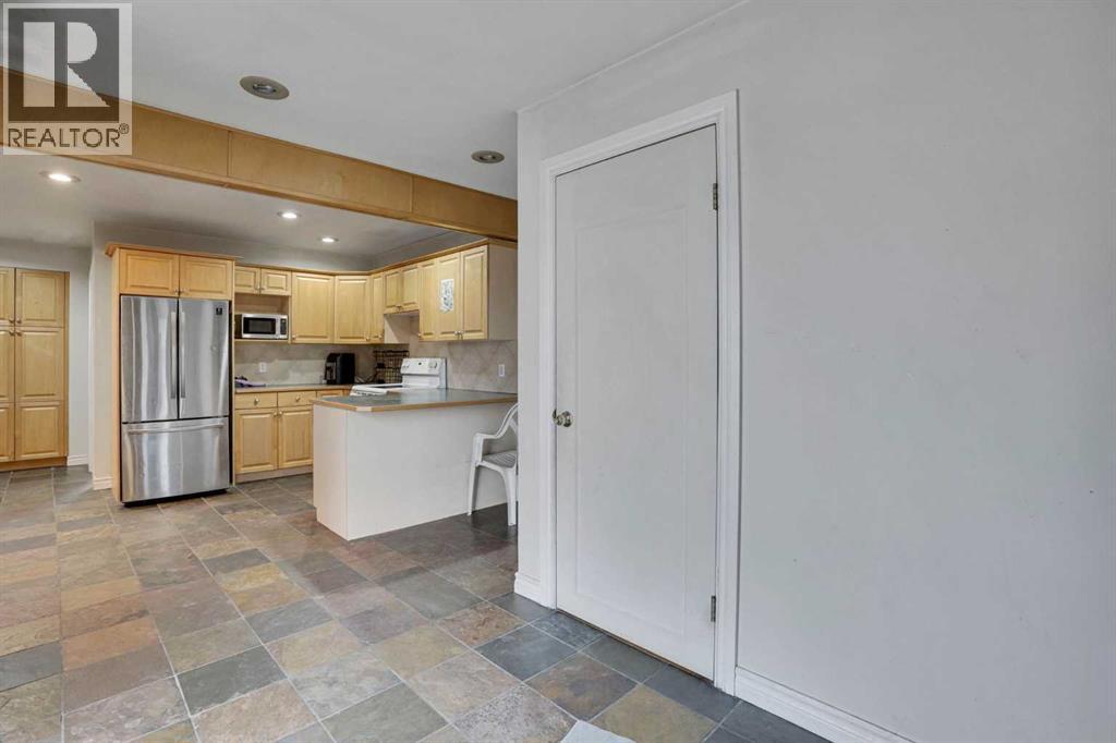 1468 Renfrew Drive NE — photo 25