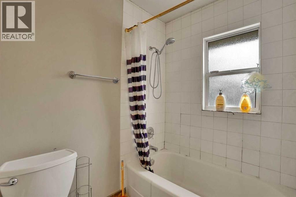 1468 Renfrew Drive NE - 32