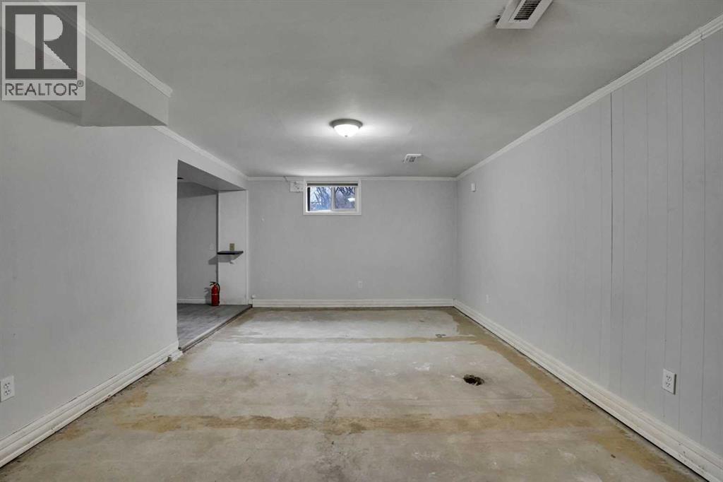 1468 Renfrew Drive NE — photo 40