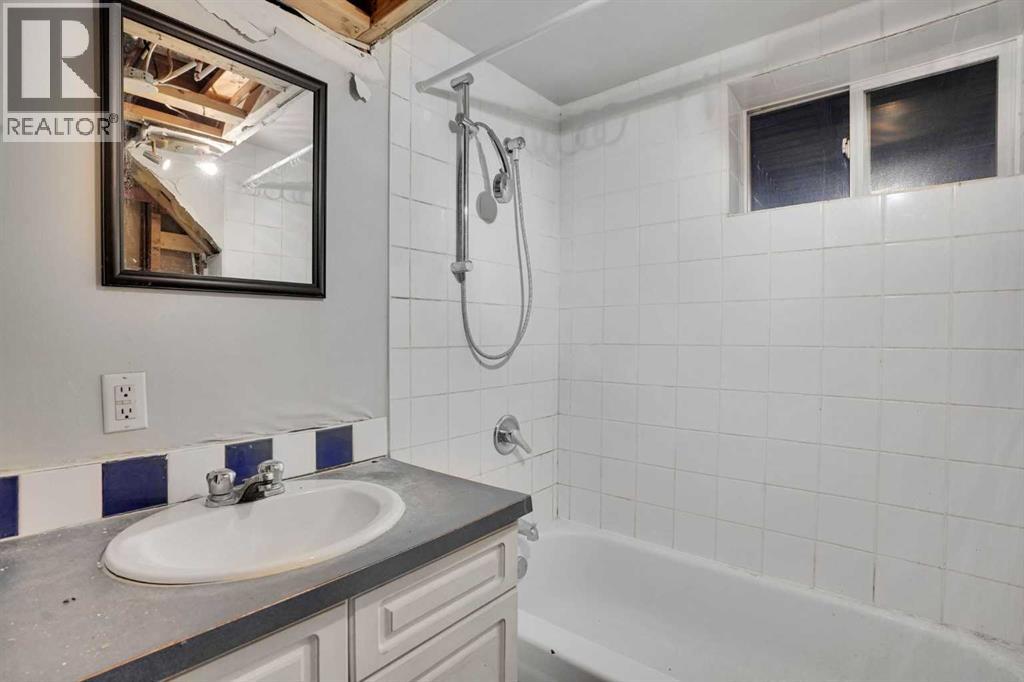 1468 Renfrew Drive NE - 46