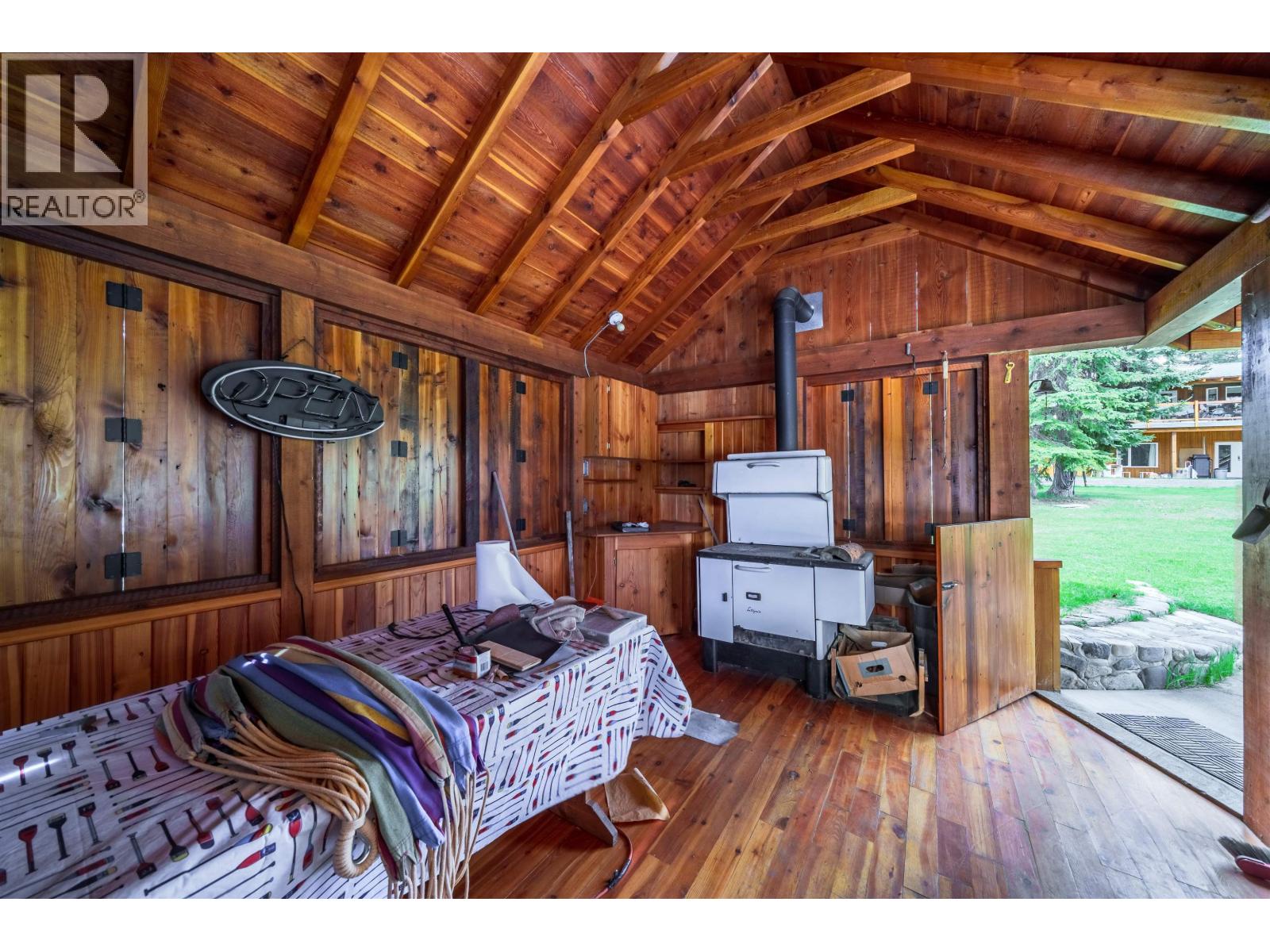3544 CABIN ROAD, Lac La Hache